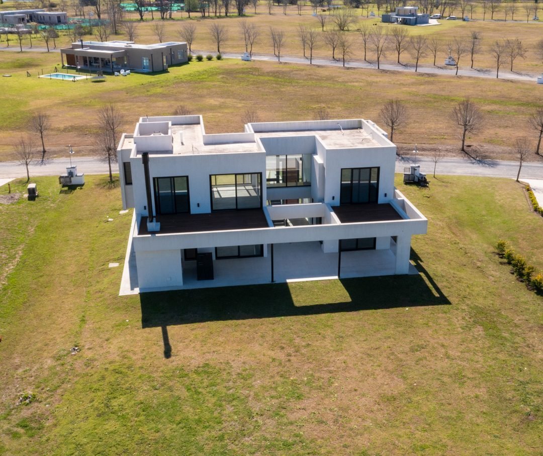 Casa Blanca Real State — foto 1